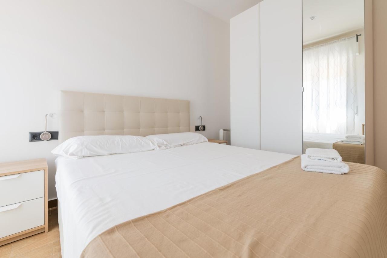 Maka Beach Apartment V Castelldefels Exterior photo