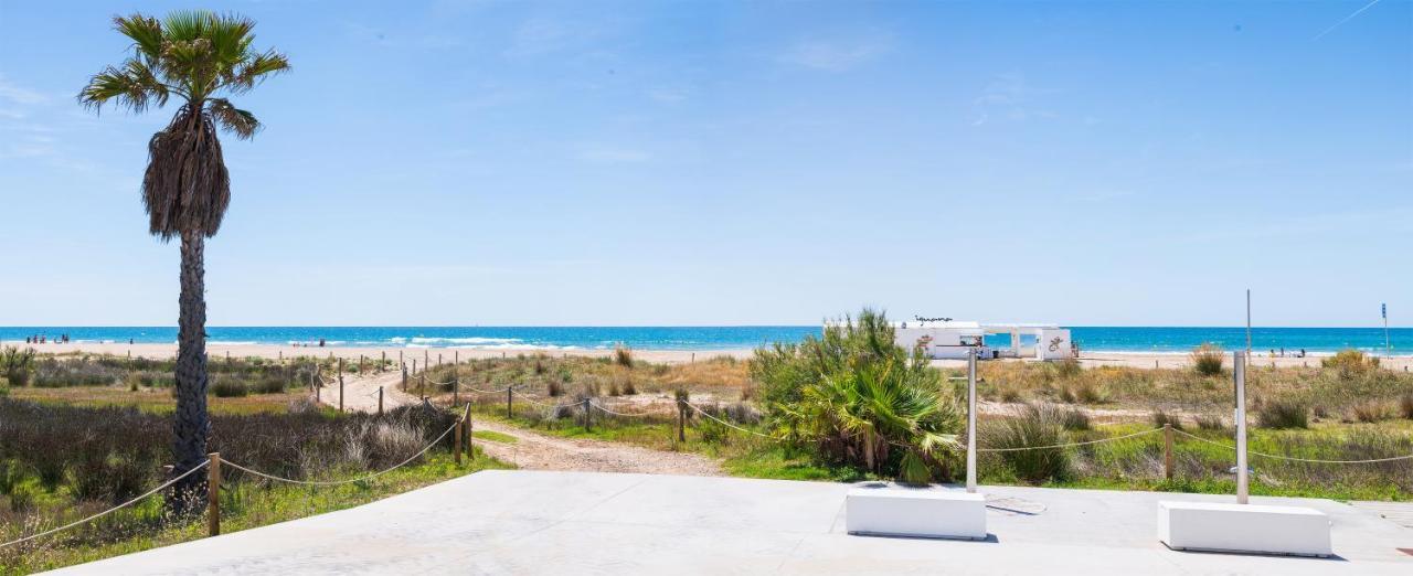 Maka Beach Apartment V Castelldefels Exterior photo